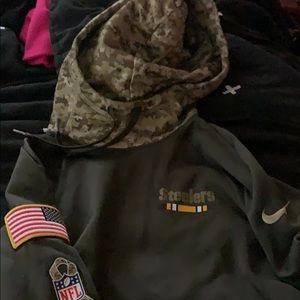 Nike Steelers Dri-fit team apparel